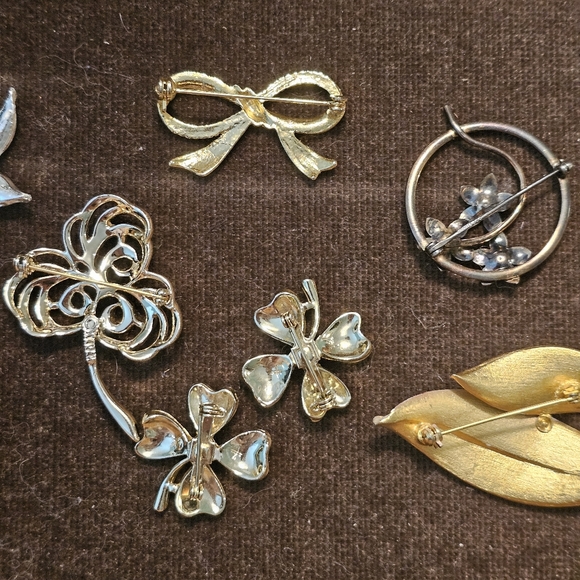 Vtg Gold Silver Tone Figural Brooch Lot Some Signed - Picture 10 of 15